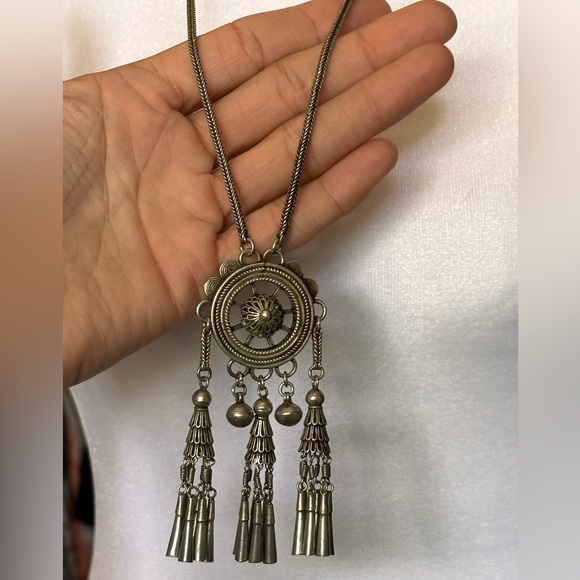 622. Vintage Silver Tassle Boho 34” Necklace - Picture 6 of 6